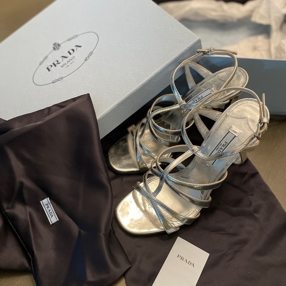 Prada Leather Metallic Silver Heels Sz 37 - Picture 7 of 10